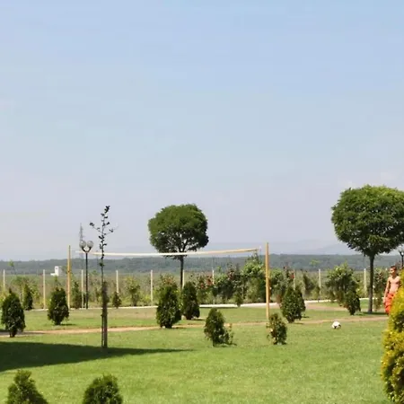 דירה Fort Garden